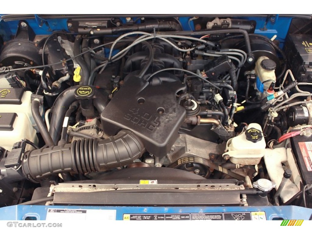 2001 Ford Ranger XLT SuperCab 4x4 Engine Photos