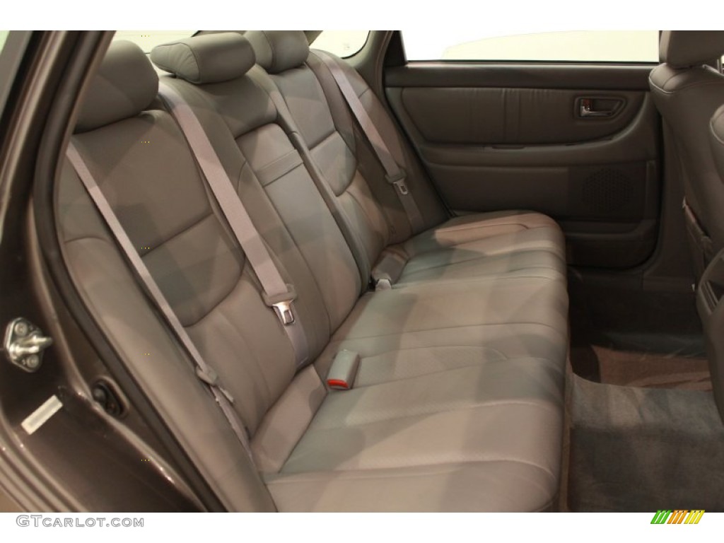 2003 Toyota Avalon XLS Rear Seat Photo #68465233