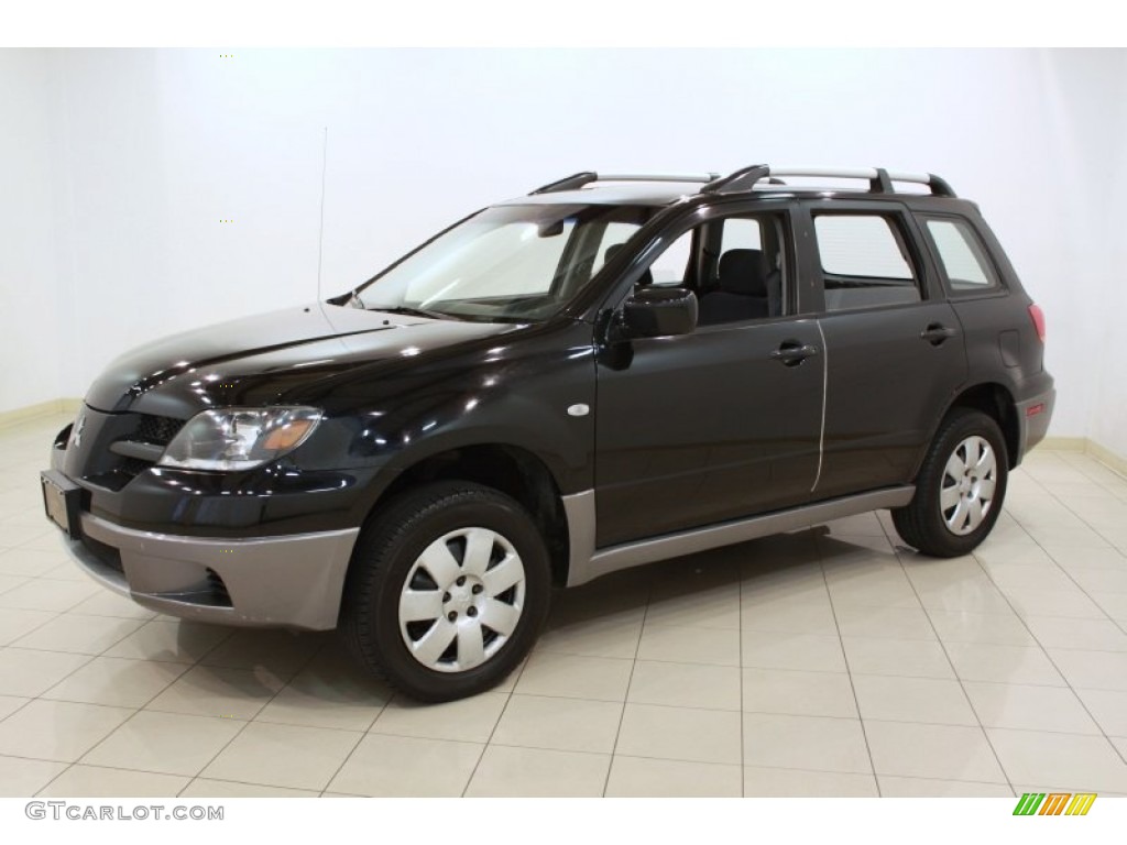 Labrador Black Pearl 2004 Mitsubishi Outlander LS Exterior Photo #68465863