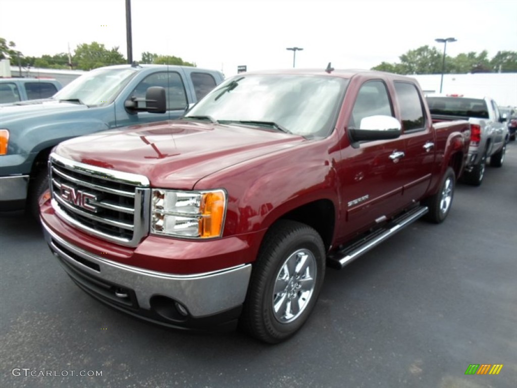 Sonoma Red Metallic GMC Sierra 1500