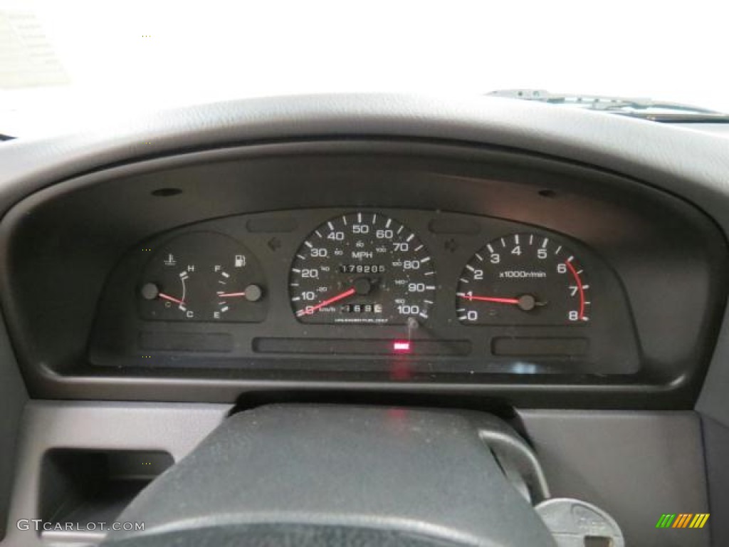 1995 Nissan Hardbody Truck XE Extended Cab Gauges Photo #68467801