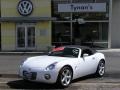 Pure White - Solstice Roadster Photo No. 1