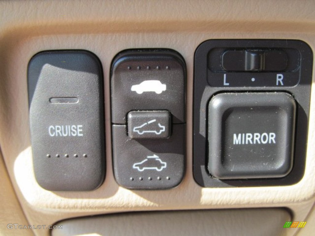 2005 Honda Civic EX Sedan Controls Photo #68473134