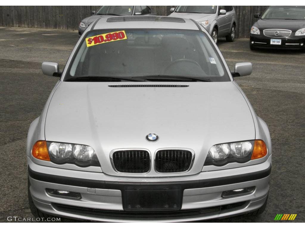 2001 3 Series 325xi Sedan - Titanium Silver Metallic / Black photo #2