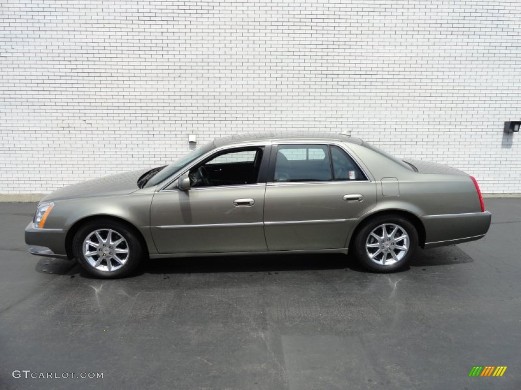 Tuscan Bronze ChromFlair 2011 Cadillac DTS Luxury Exterior Photo #68477493