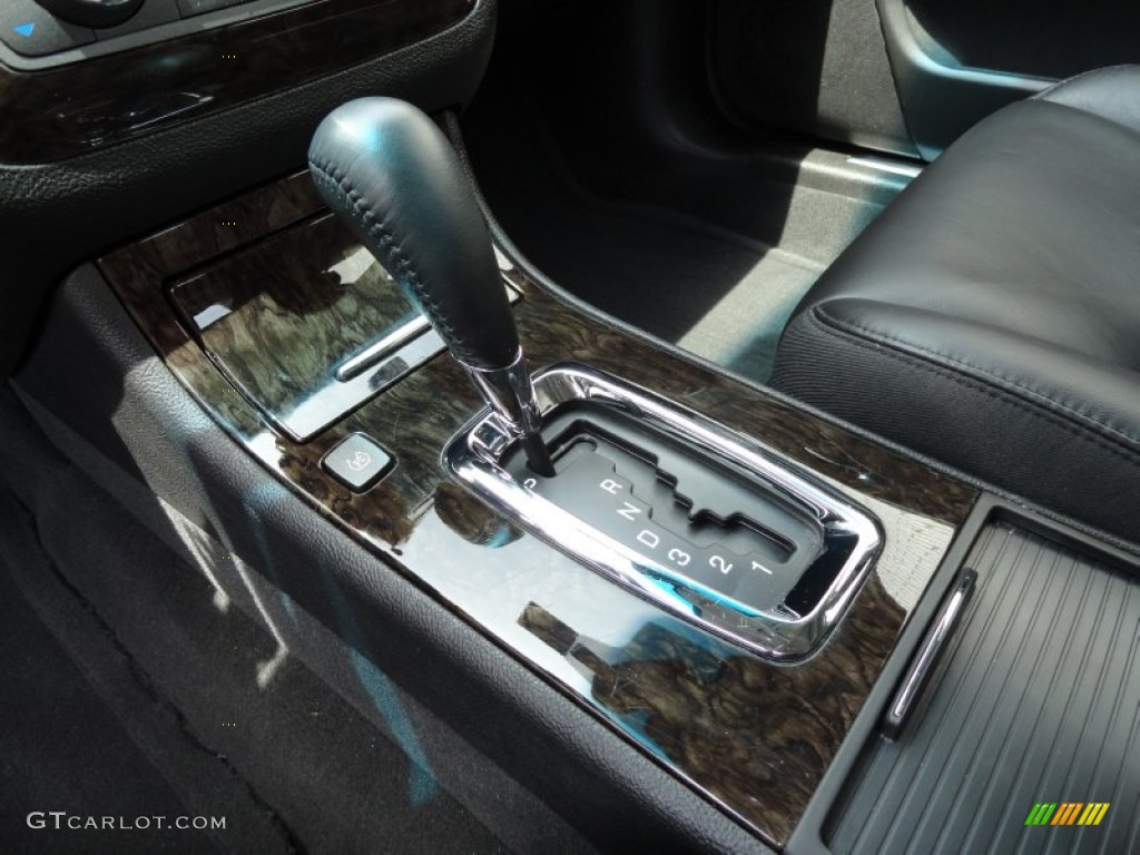 2011 Cadillac DTS Luxury 4 Speed Automatic Transmission Photo #68477617