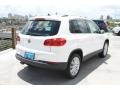 Candy White - Tiguan SE Photo No. 8