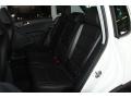Candy White - Tiguan SE Photo No. 13