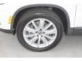 Candy White - Tiguan SE Photo No. 5