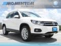 Candy White - Tiguan SE Photo No. 1