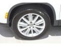 Candy White - Tiguan SE Photo No. 5
