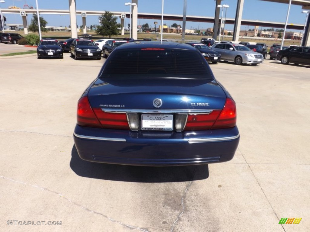 2004 Grand Marquis LS - Dark Blue Pearl Metallic / Medium Parchment photo #4