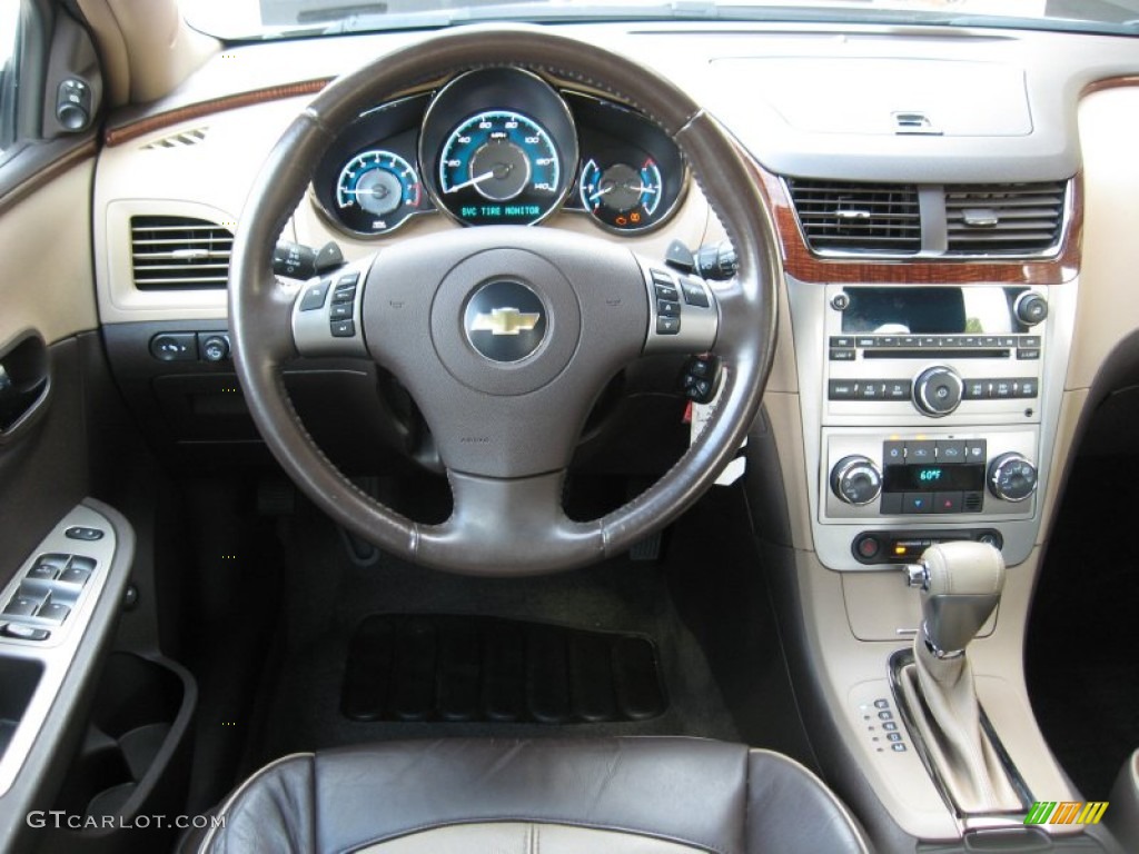 2008 Chevrolet Malibu LTZ Sedan Cocoa/Cashmere Beige Dashboard Photo #68479378