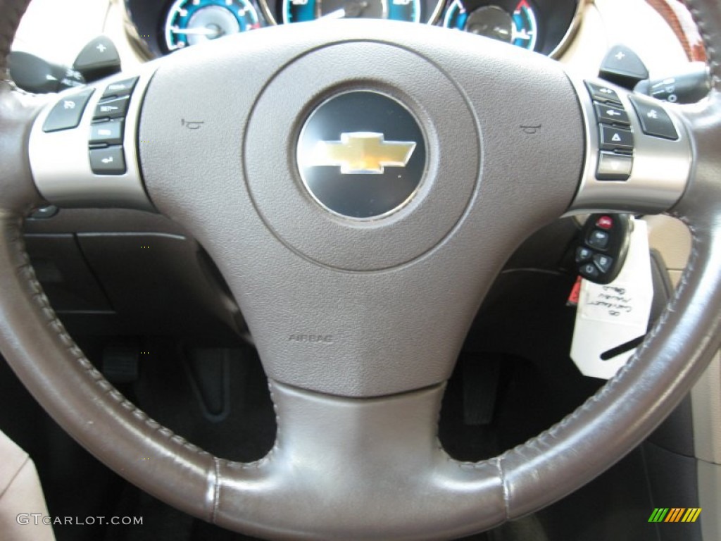 2008 Chevrolet Malibu LTZ Sedan Controls Photo #68479413