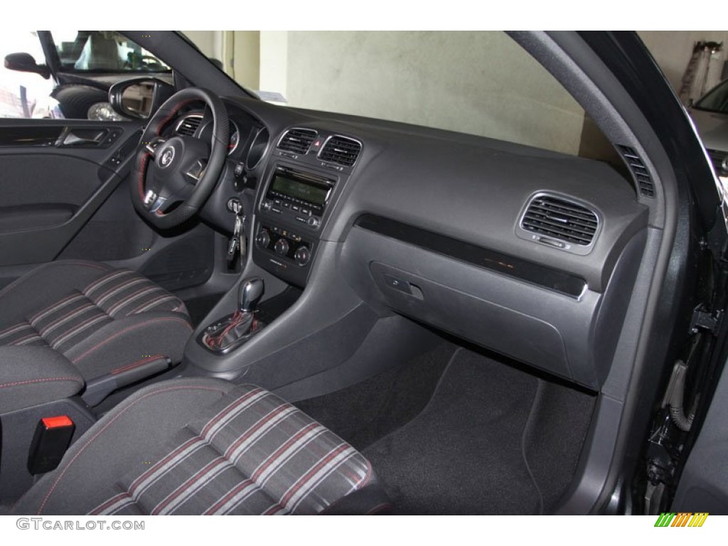 Interlagos Plaid Cloth Interior 2013 Volkswagen GTI 2 Door Photo #68479648