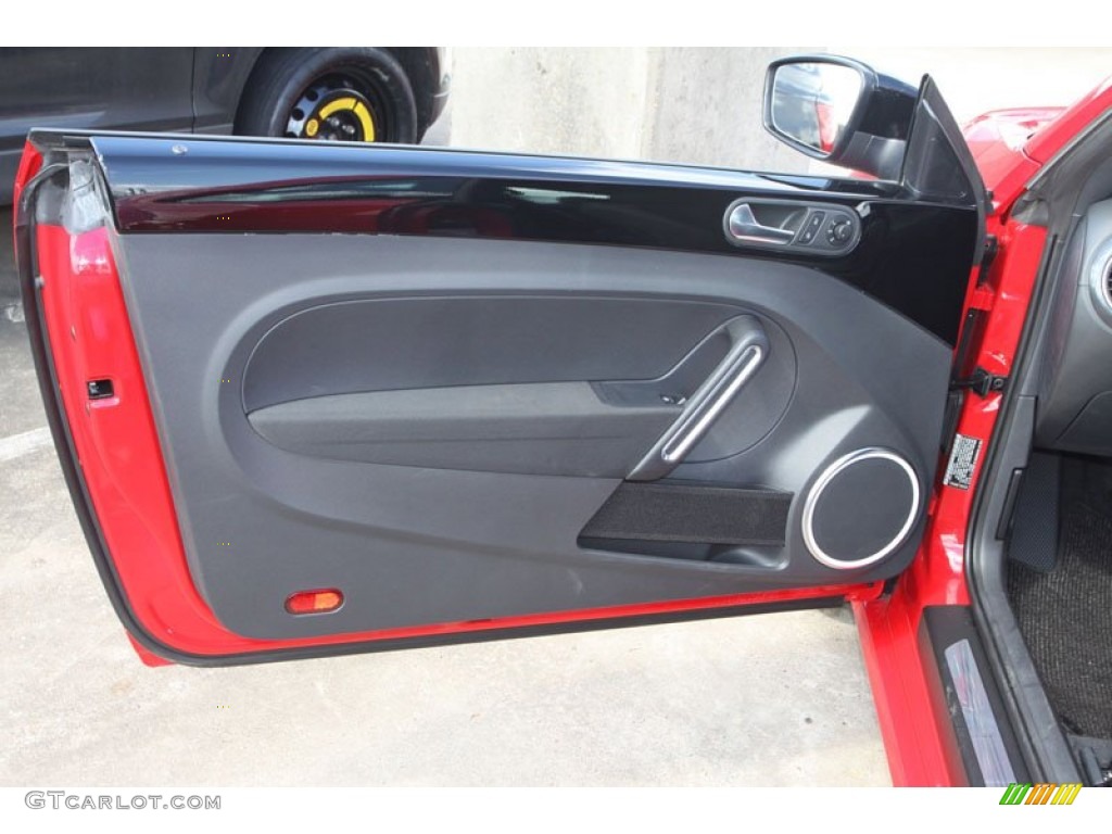 2012 Volkswagen Beetle Turbo Titan Black Door Panel Photo #68481242