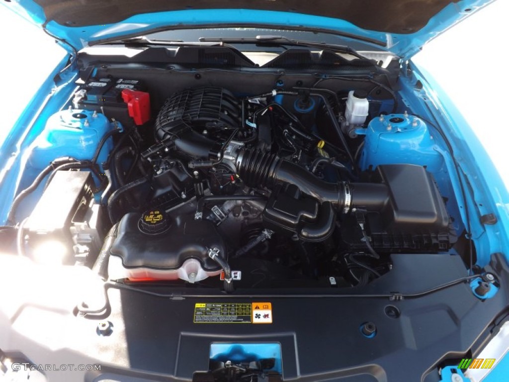 2012 Ford Mustang V6 Premium Coupe 3.7 Liter DOHC 24-Valve Ti-VCT V6 Engine Photo #68481808