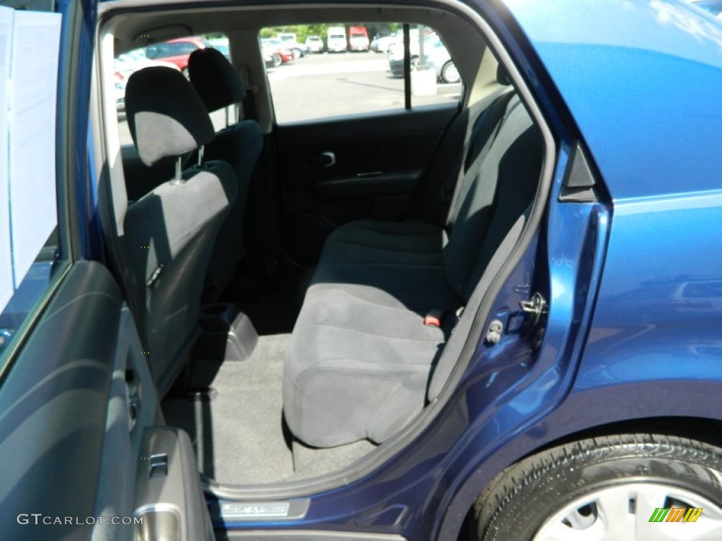 2010 Versa 1.8 S Sedan - Metallic Blue / Charcoal photo #15