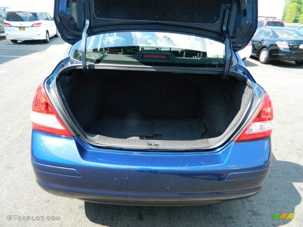 2010 Versa 1.8 S Sedan - Metallic Blue / Charcoal photo #16