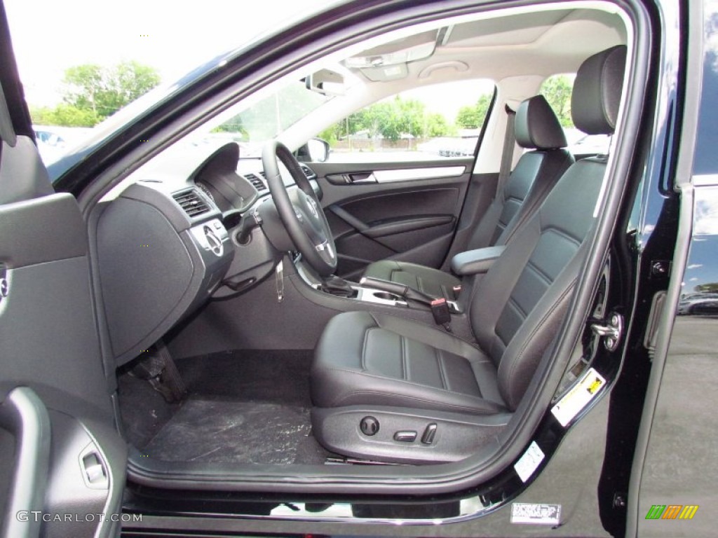 Titan Black Interior 2013 Volkswagen Passat TDI SE Photo #68484136