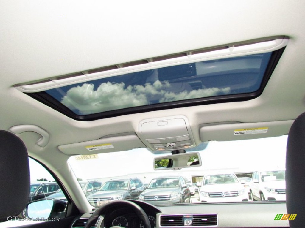 2013 Volkswagen Passat TDI SE Sunroof Photo #68484164