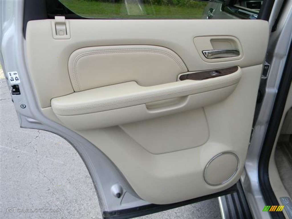 2009 Cadillac Escalade Hybrid Door Panel Photos
