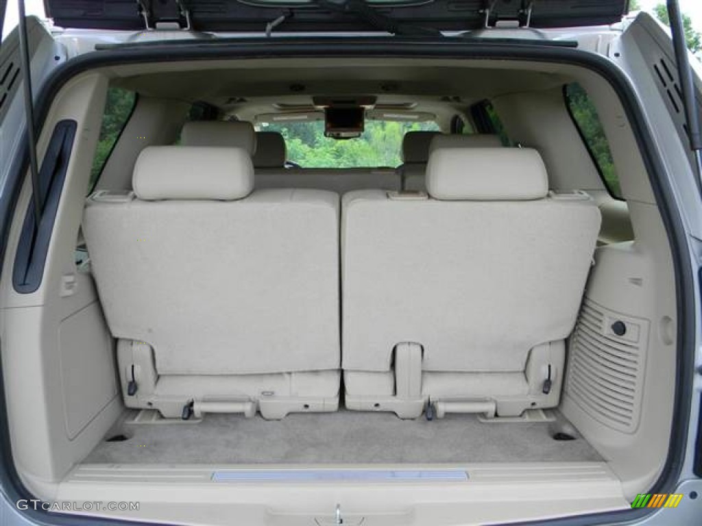 2009 Cadillac Escalade Hybrid Trunk Photos