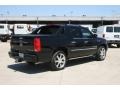 Black Raven - Escalade EXT Premium AWD Photo No. 2