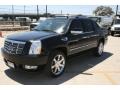 Black Raven - Escalade EXT Premium AWD Photo No. 5