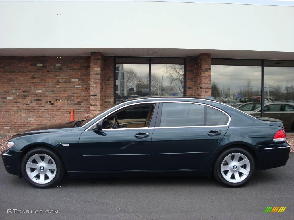 Deep Green Metallic BMW 7 Series