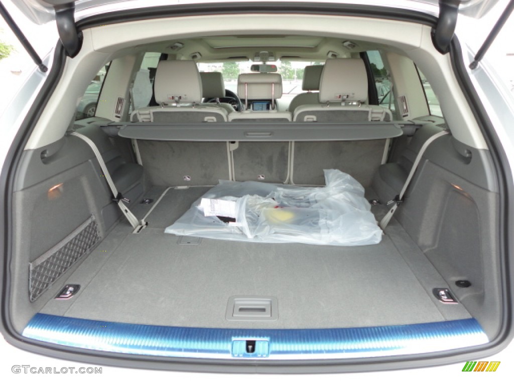 2013 Audi Q7 3.0 TFSI quattro Trunk Photo #68492734