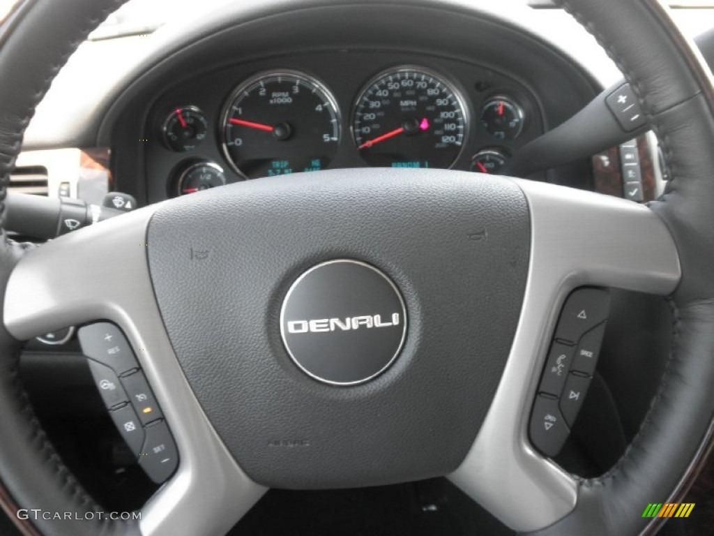 2013 GMC Sierra 3500HD Denali Crew Cab 4x4 Dually Ebony Steering Wheel Photo #68493352