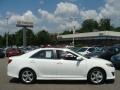Super White - Camry SE Photo No. 1