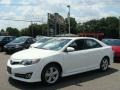 Super White - Camry SE Photo No. 3
