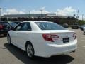 Super White - Camry SE Photo No. 4