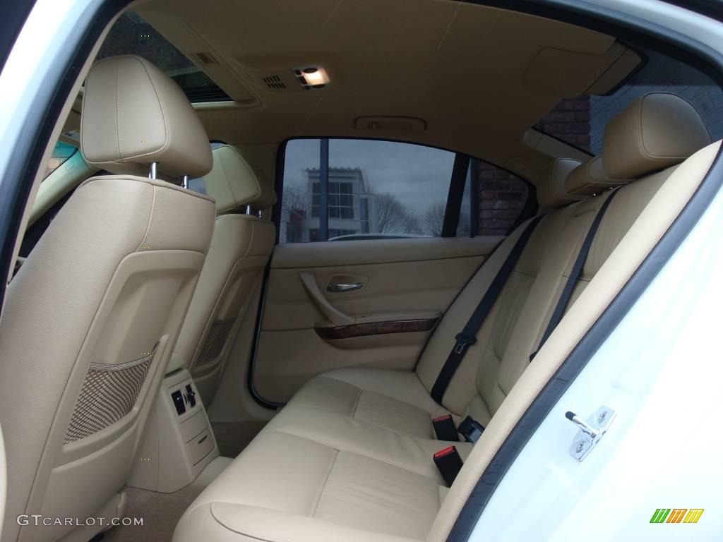 2007 3 Series 328xi Sedan - Alpine White / Beige photo #12