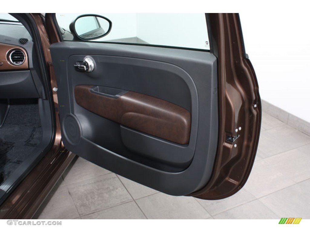 2012 Fiat 500 Sport Sport Tessuto Marrone/Nero (Brown/Black) Door Panel Photo #68499597