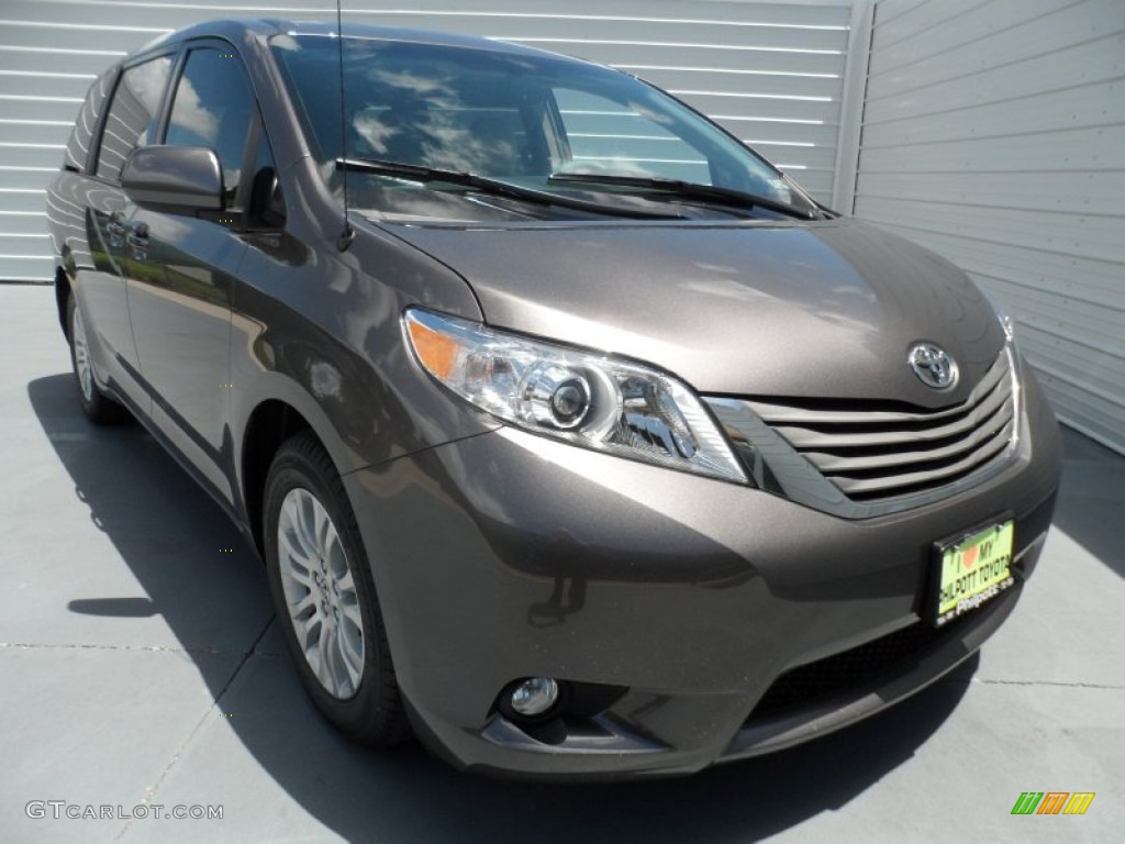 Predawn Gray Mica Toyota Sienna