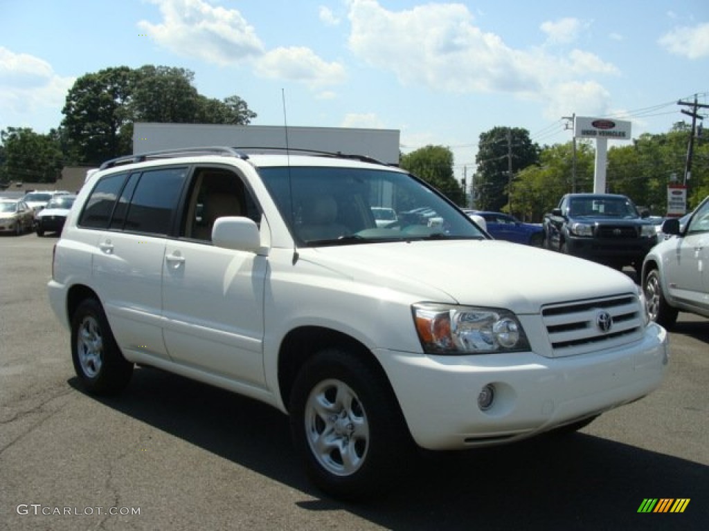 2004 Highlander I4 - Super White / Ivory photo #3