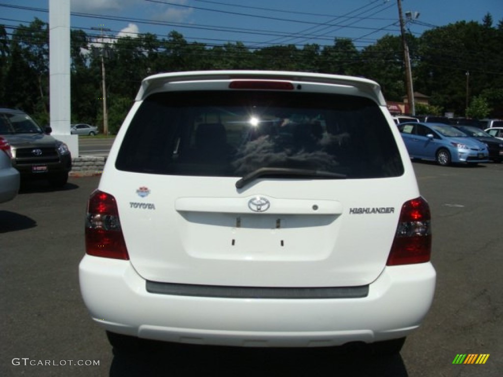 2004 Highlander I4 - Super White / Ivory photo #5
