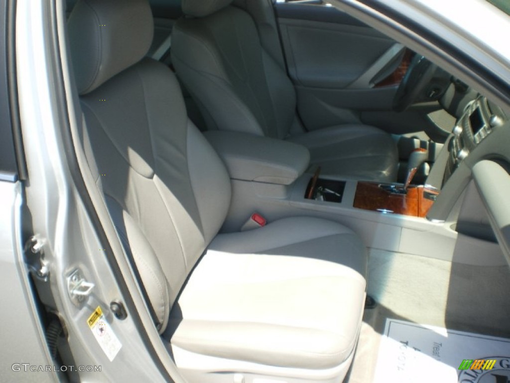 2010 Camry XLE V6 - Classic Silver Metallic / Ash Gray photo #23