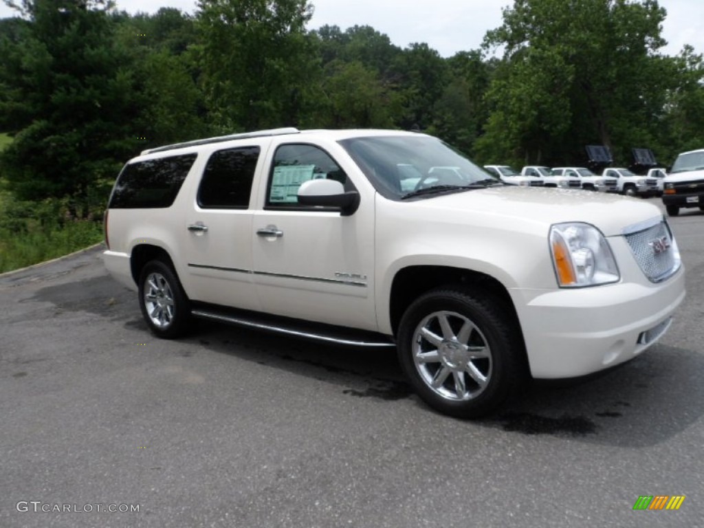 2013 Yukon XL Denali AWD - White Diamond Tricoat / Cocoa/Light Cashmere photo #3