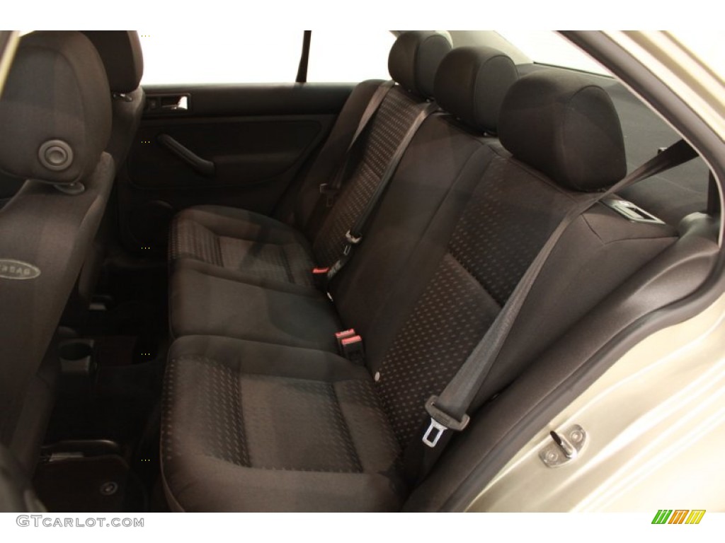 2004 Jetta GL Sedan - Wheat Beige Metallic / Black photo #12