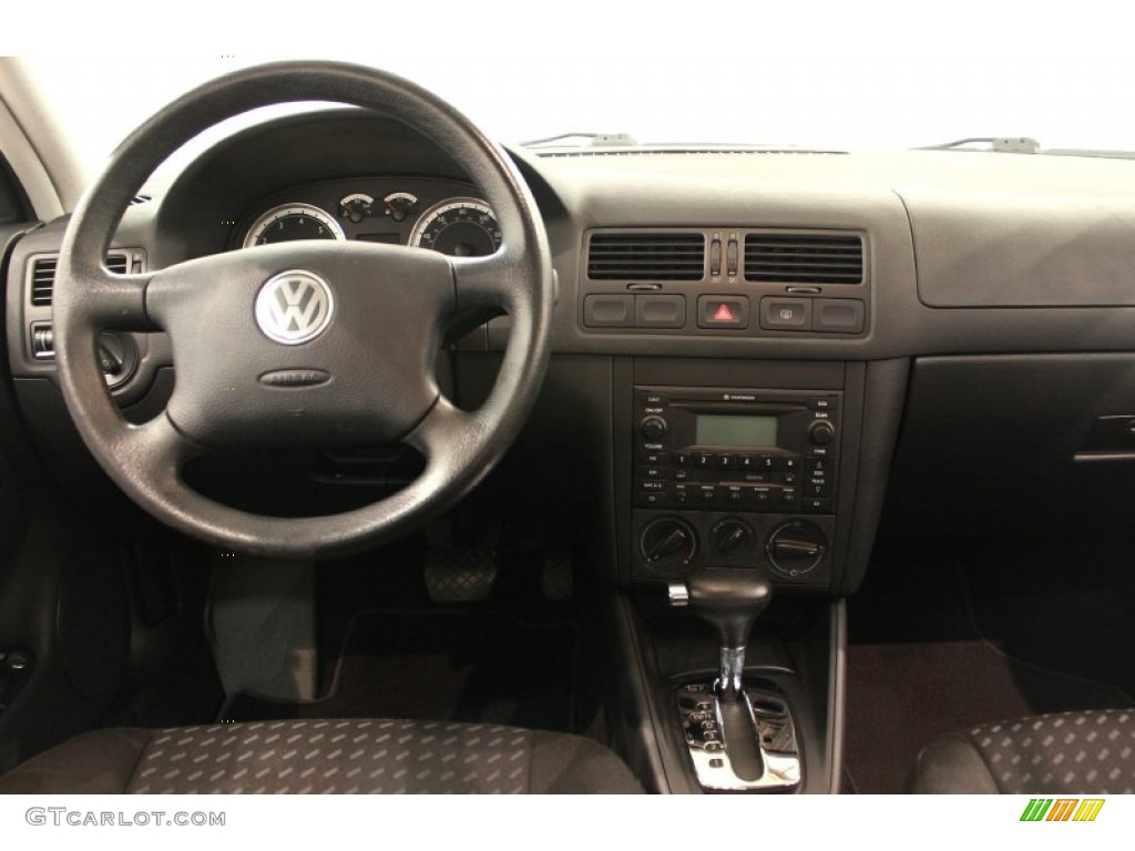 2004 Jetta GL Sedan - Wheat Beige Metallic / Black photo #13