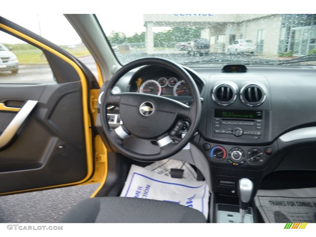 2010 Aveo LT Sedan - Summer Yellow / Charcoal photo #14