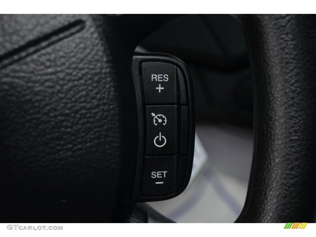 2010 Aveo LT Sedan - Summer Yellow / Charcoal photo #26