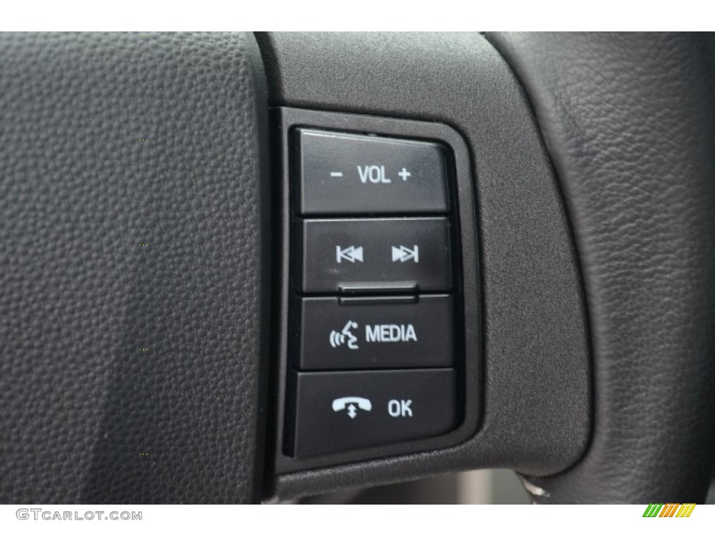 2011 Ford Focus SE Sedan Controls Photo #68518699