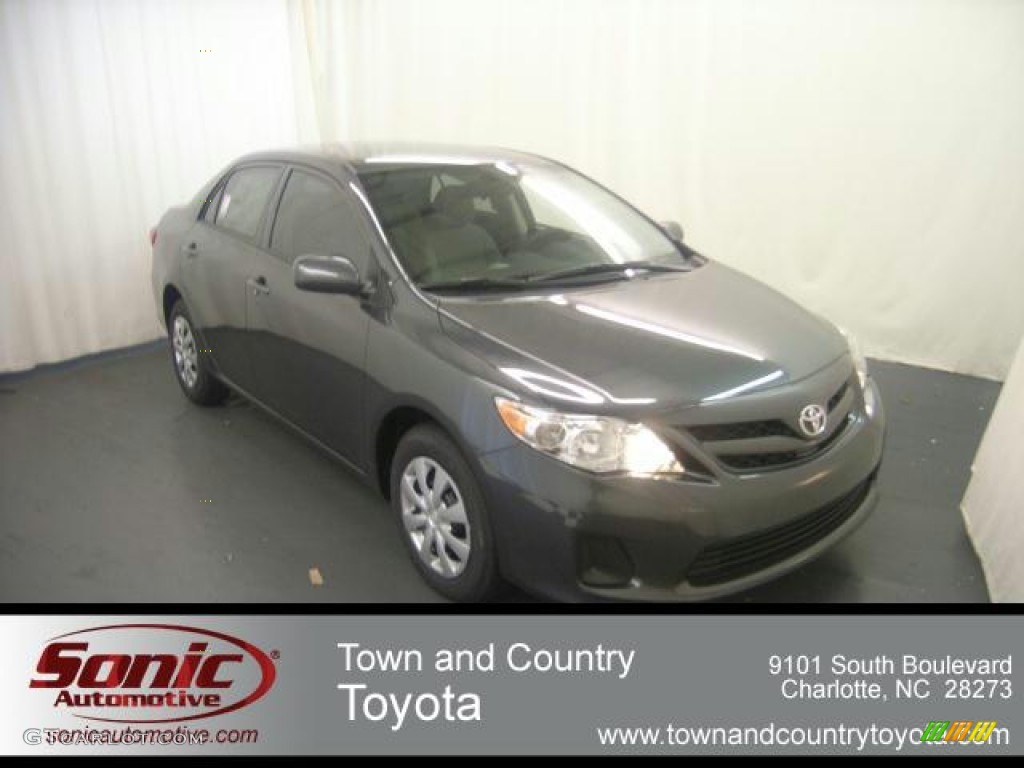 Magnetic Gray Metallic Toyota Corolla