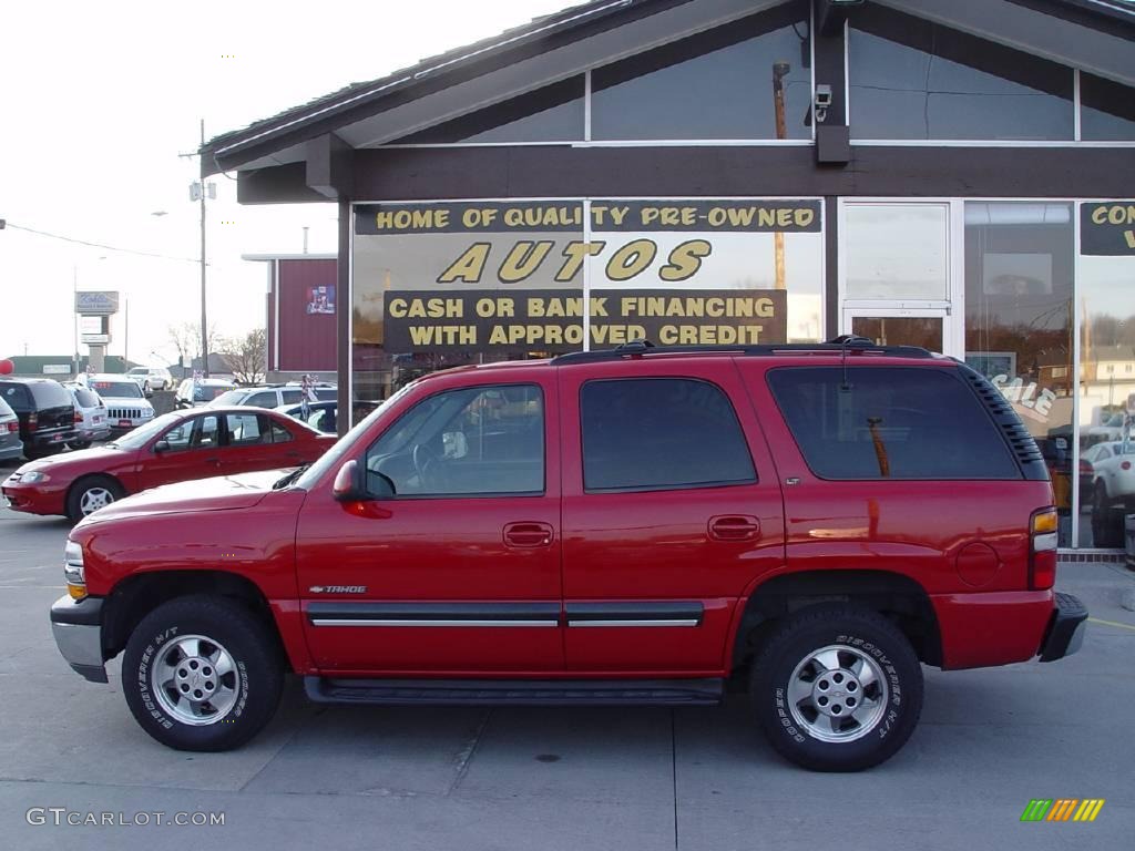 2001 Tahoe LT 4x4 - Victory Red / Graphite/Medium Gray photo #1