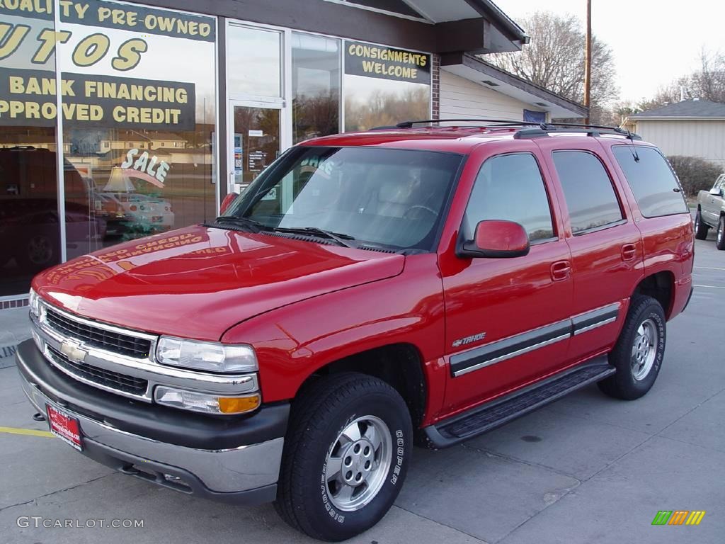 2001 Tahoe LT 4x4 - Victory Red / Graphite/Medium Gray photo #3